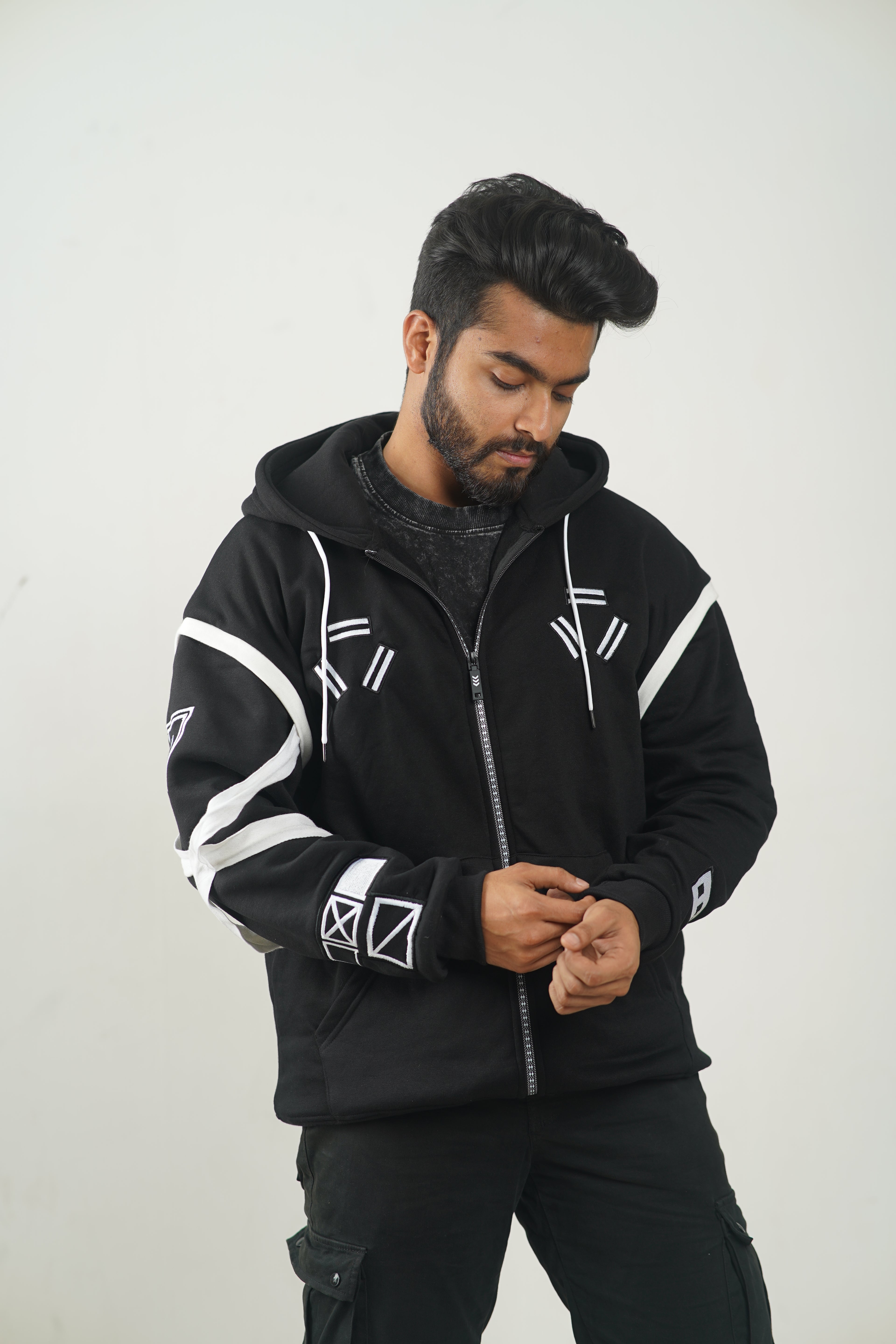Zoro Egghead Heavyweight Drop – Premium Zip Hoodie