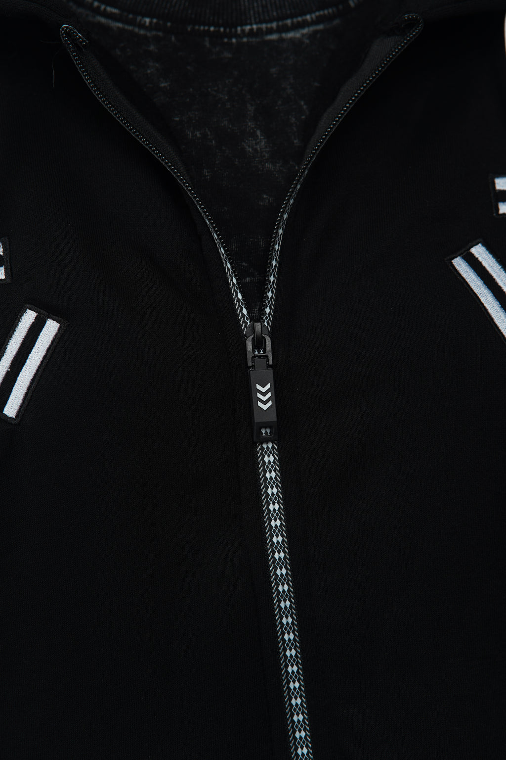 Zoro Egghead Heavyweight Drop – Premium Zip Hoodie